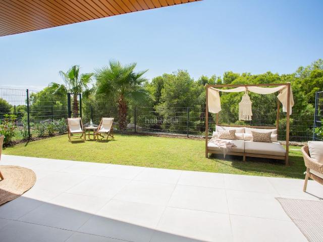 Apartamento en venta en Fuengirola, El Higuerón. Maravillosa vivienda con vistas al mar en el Higuerón, Fuengirola. Apartamentos.