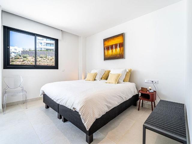 Apartamento en venta en Fuengirola, El Higuerón. Apartamentos.
