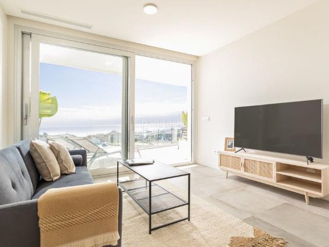 Apartamento en venta en Fuengirola, Las Gaviotas Carvajal. Apartamentos.