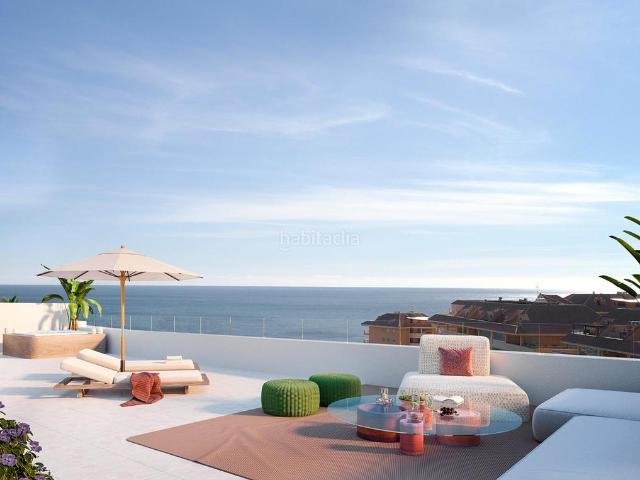Apartamento en venta en Fuengirola, Las Gaviotas Carvajal. Apartamentos.