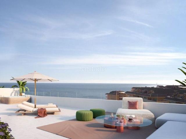 Apartamento en venta en Fuengirola, Las Gaviotas Carvajal. Apartamentos.