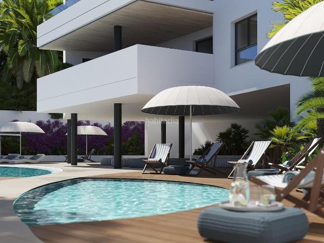 Apartamento en venta en Fuengirola, Las Gaviotas Carvajal. Apartamentos.
