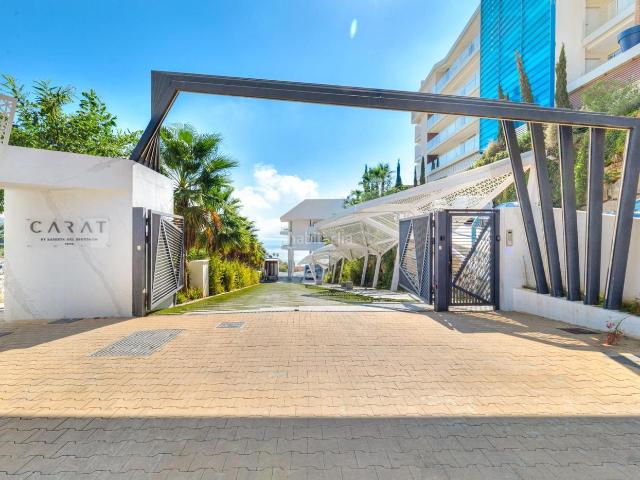 Apartamento en venta en Fuengirola, Las Gaviotas Carvajal. Gran reducción de precio ! Un lujo inigualable frente al Mediterráneo. Apartamentos.