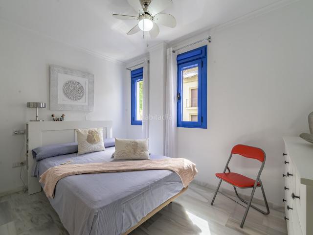 Apartamento en venta en Fuengirola, Los Boliches. Apartamento moderno de tres dormitorios en el centro de Los Boliches, Fuengirola. Apartamentos.