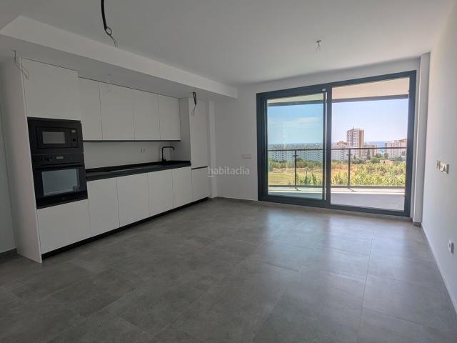 Apartamento en venta en Fuengirola, Los Pacos. Apartamento a ESTRENAR en la parte baja de los Pacos. Apartamentos.
