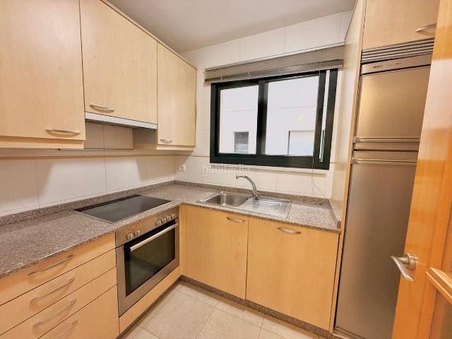 Apartamento en venta en Fuengirola, Los Pacos. Apartamento en Planta Media de 2 dormitorios en Los Pacos. Apartamentos.