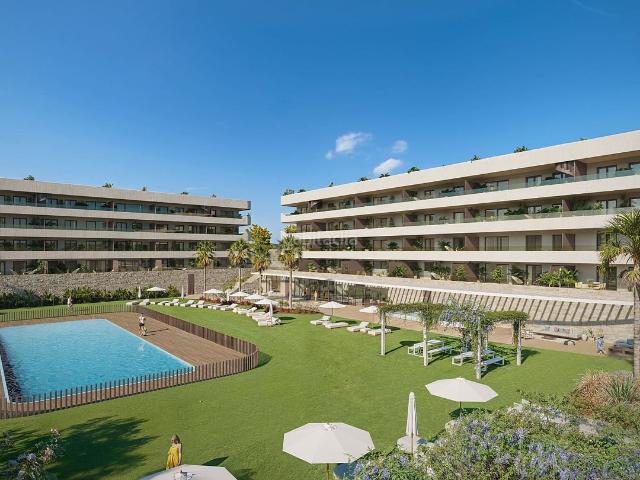 Apartamento en venta en Fuengirola, Los Pacos. Apartamentos.