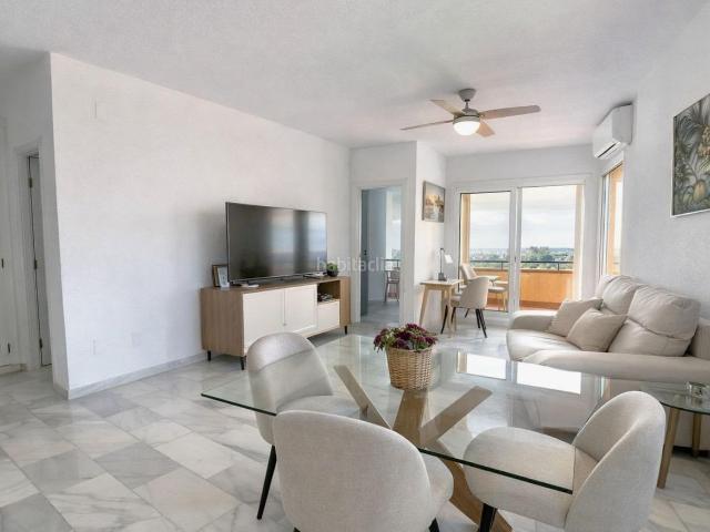 Apartamento en venta en Fuengirola, Los Pacos. Piso en Los Pacos con vistas. Apartamentos.