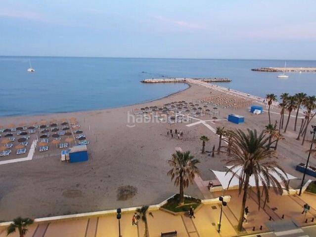 Apartamento en venta en Fuengirola, Puerto Deportivo. Apartamentos.