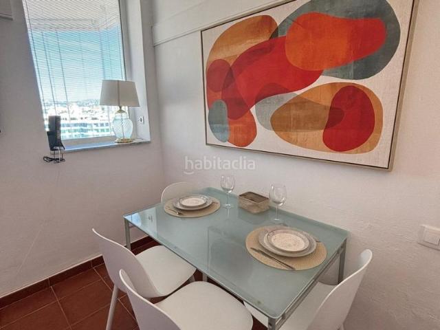 Apartamento en venta en Fuengirola, Puerto Deportivo. Encantador Apartamento en Fuengirola con Licencia Turística y Vistas al Mar. Apartamentos.