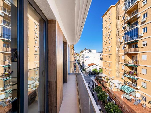 Apartamento en venta en Fuengirola, Puerto Deportivo. IMPRESIONANTE PISO CENTRO DE FUENGIROLA. 1 DORMITORIO. TRASTERO. Apartamentos.