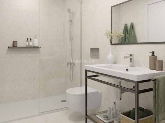 Apartamento en venta en Fuengirola, Puerto Deportivo. Propiedad de alto standing en Fuengirola cerca del mar. Málaga. Apartamentos.
