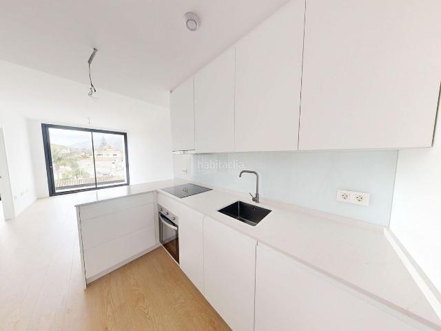 Apartamento en venta en Fuengirola, Playa de los Boliches. Apartamento en venta en Los Boliches, 2 dormitorios. Apartamentos.