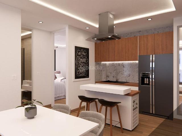 Apartamento en venta en Fuengirola, Playa de los Boliches. Precioso piso en venta a tan solo 1 minuto de la playa Fuengirola. Apartamentos.