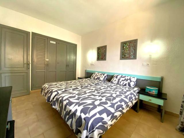Apartamento en venta en Fuengirola, Playa de los Boliches. Primera linea apartamento, Los Boliches, Fuengirola. Apartamentos.