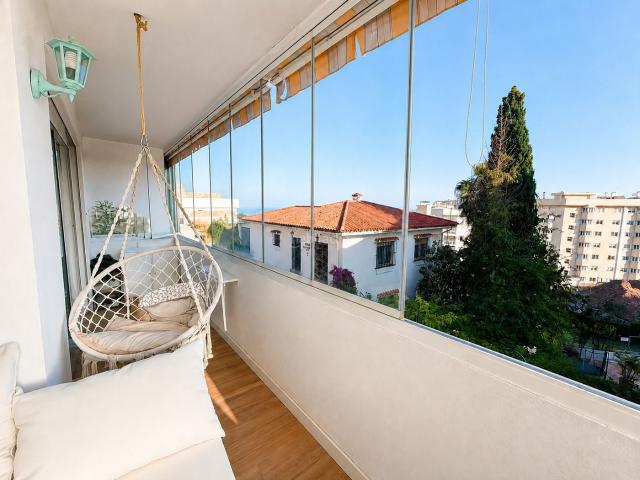 Apartamento en venta en Fuengirola, Torreblanca del Sol. Bello y reformado piso con vistas al mar!. Apartamentos.