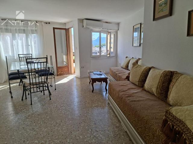 Apartamento en venta en Gandia, Grau de Gandía Marenys de Rafalcaid. Apartamento situado en una de las zonas más prácticas y demandadas del Grao de Gandía. Apartamentos.