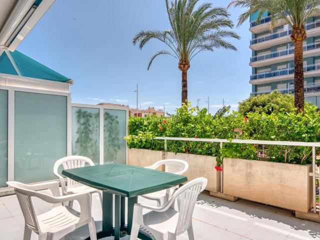 Apartamento en venta en Gandia, Grau de Gandía Marenys de Rafalcaid. PLANTA BAJA EN GANDÍA PLAYA. Apartamentos.