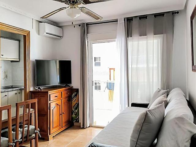 Apartamento en venta en Gandia, Playa de Gandía. Acogedor apartamento con terraza junto a la playa. Apartamentos.