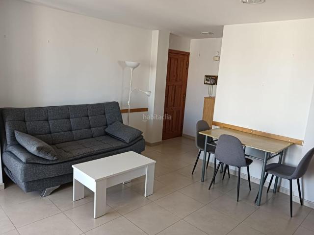 Apartamento en venta en Gandia, Playa de Gandía. Apartamento en venta en primera línea de la Playa de Gandía Vistas despejadas al mar. Apartamentos.
