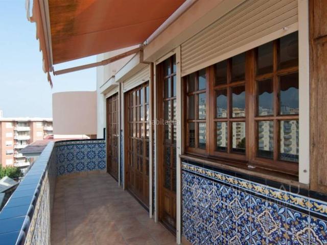 Apartamento en venta en Gandia, Playa de Gandía. Gran apartamento en segunda linea de playa, con vistas al mar y a la montaña con una espectacular te. Apartamentos.