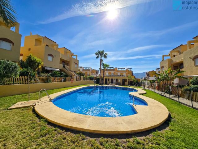 Apartamento en venta en Gallardos Los. Amplio dúplex de 2 3 dormitorios en venta con azotea y vistas despejadas en Huerta Nueva, Los Gallardos, Almería. Apartamentos Gallardos.