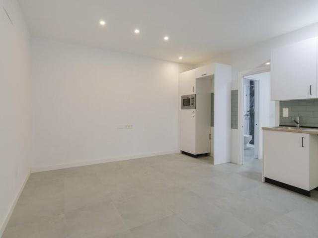 Apartamento en venta en Granada, Alhamar