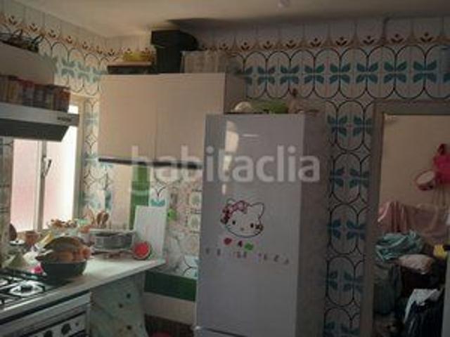 Apartamento en venta en Granada, Barrio de Zaidín. Apartamento junto avda Italia. Apartamentos.