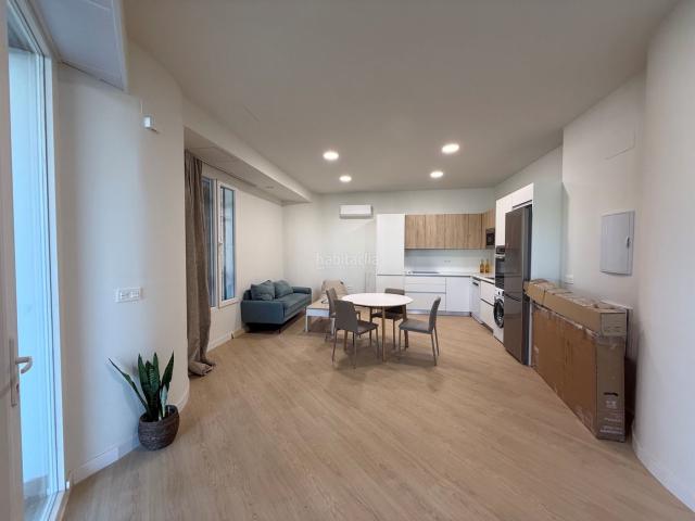 Apartamento en venta en Granada, Barrio de Zaidín. Piso Reformado a Estrenar en Granada ¡Tu Nuevo Hogar te Espera!. Apartamentos.