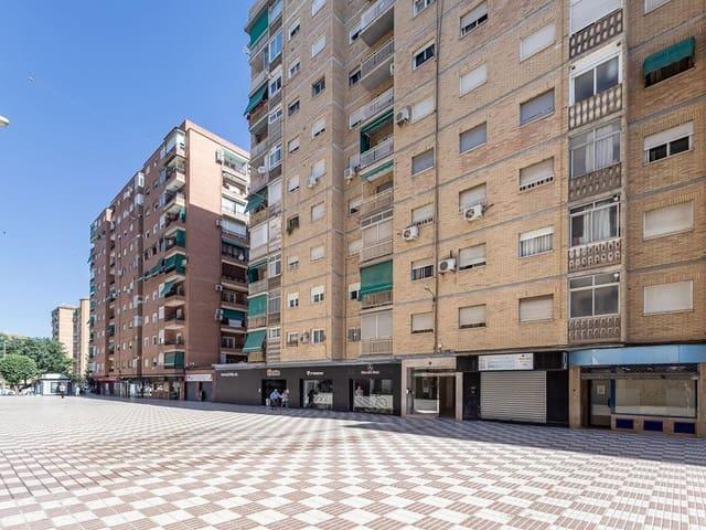 Apartamento en venta en Granada, Granada