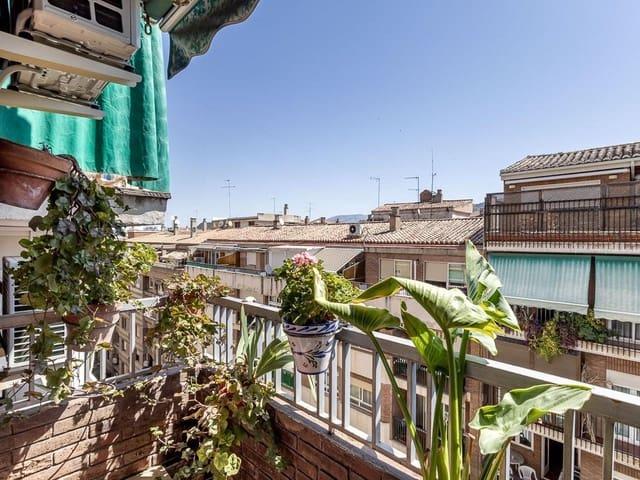 Apartamento en venta en Granada, Granada