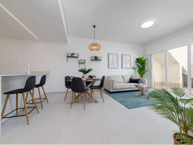 Apartamento en Venta en Guardamar del Segura, Alicante