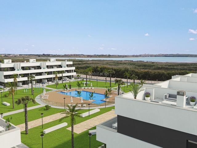 Apartamento en venta en Guardamar del Segura, El Raso. Ubicado en Guardamar del Segura, este exclusivo conjunto residencial ofrece una selección de 12 propiedades que incluyen apartamen. Apartamentos.