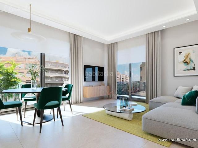 Apartamento en venta en Guardamar del Segura, Guardamar Playa. Ático de 3 dormitorios a 125 metros de la playa en Guardamar del Segura. Apartamentos Guardamar del.