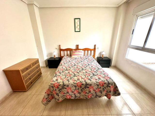 Apartamento en venta en Guardamar del Segura, Pueblo. Apartamento a 100 metros del mar. Apartamentos Guardamar del.