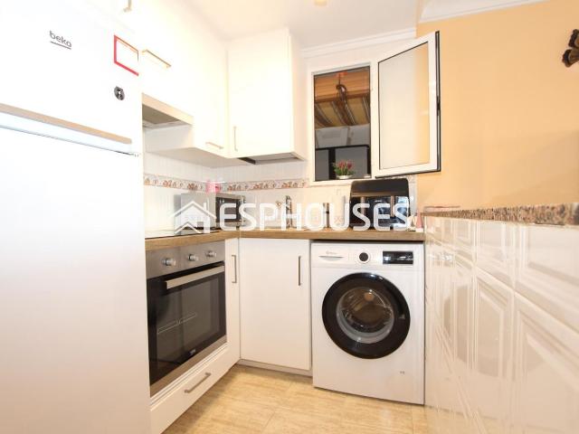 Apartamento en venta en Guardamar del Segura, Pueblo. Apartamento a 1 km de la playa. Apartamentos Guardamar del.