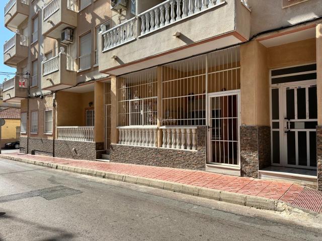 Apartamento en venta en Guardamar del Segura, Pueblo. Apartamento a 200 metros del mar. Apartamentos Guardamar del.