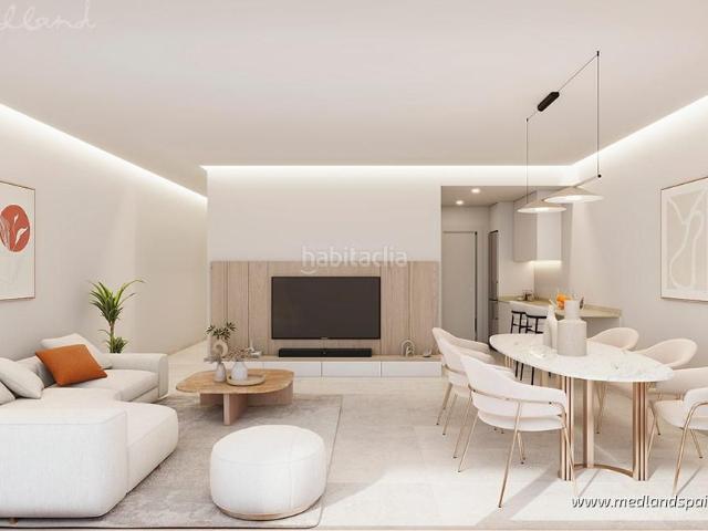 Apartamento en venta en Guardamar del Segura, Pueblo. Ático de 3 dormitorios, solárium y vistas al mar en Guardamar del Segura. Apartamentos Guardamar del.