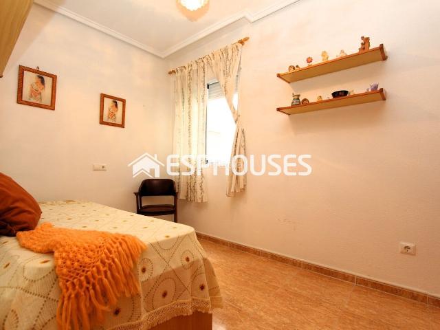 Apartamento en venta en Guardamar del Segura, Pueblo. Piso de 2 dormitorios con ascensor y garaje a pocos minutos de la playa en Guardamar del Segura, Alicante. Apartamentos Guardamar del.