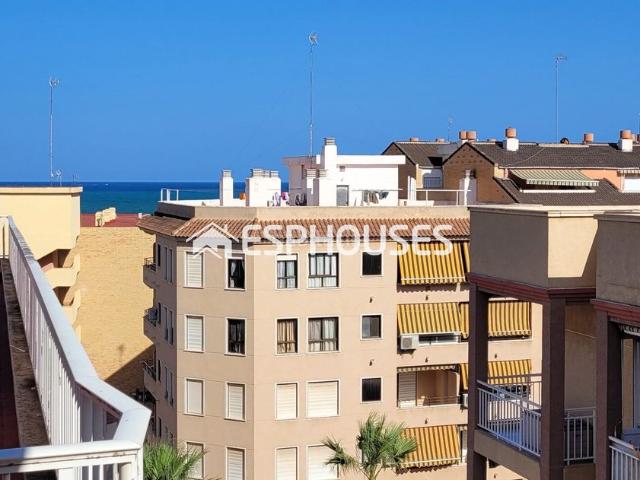 Apartamento en venta en Guardamar del Segura, Pueblo. Piso de 2 dormitorios con ascensor a pocos pasos de la playa en Guardamar del Segura, Alicante. Apartamentos Guardamar del.