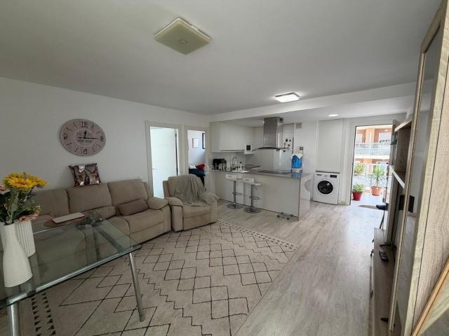 Apartamento en venta en Guardamar del Segura, Puerto Deportivo. Bonito apartamento listo para entrar a vivir con vista al rio y la pinada!. Apartamentos Guardamar del.