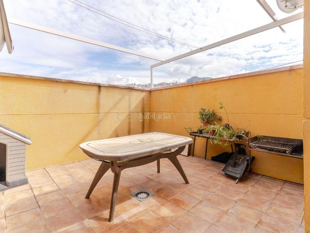 Apartamento en venta en Güevéjar. Pisazo con gran terraza a pocos minutos de Granada. Apartamentos.