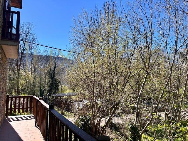 Apartamento en venta en Guingueta d´Àneu La Pirineos. Excelente apartamento en Escalarre, a 5 minutos de Esterri dÀneu. Apartamentos Guingueta d´Àneu.