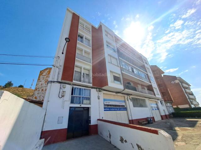 Apartamento en venta en Haro. Oportunidad de inversión. Haro. Luminosa vivienda ubicada en Avenida de Logroño en el precio de 66.000. Apartamentos.