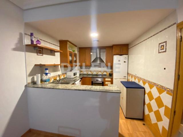 Apartamento en venta en Hellín. 2726 APARTAMENTO CON GARAJE Y TRASTERO, PRÓXIMO A GRAN VÍA. Apartamentos.