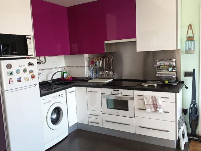 Apartamento en venta en Illa de Arousa A. Piso en venta en Urbanización Praia Naval. Apartamentos Illa de Arousa.