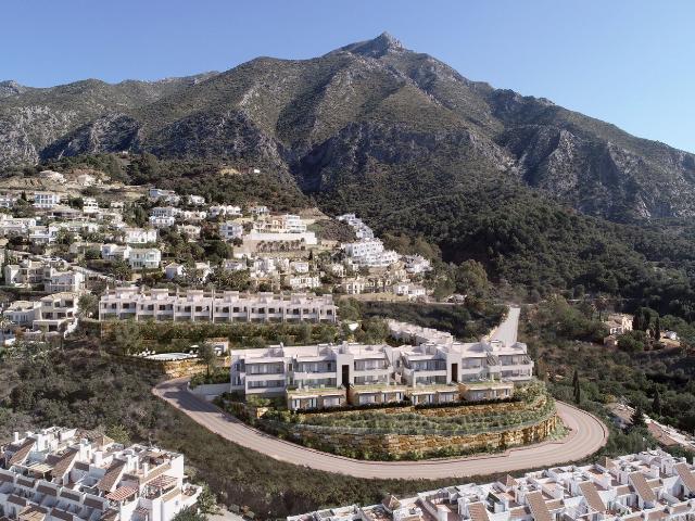 Apartamento en venta en Istán. Chalets adosados con vistas panorámicas en Marbella. Apartamentos.