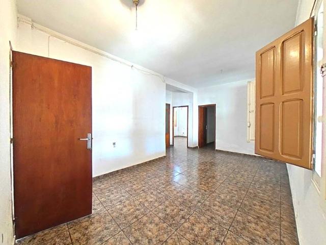 Apartamento en Venta en Jerónimo y Avileses
