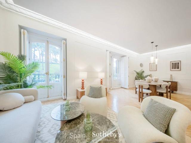 Apartamento en Venta en Jerónimos