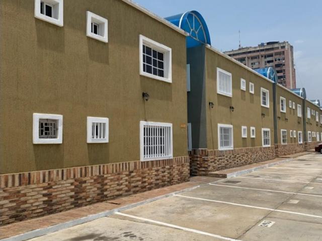 APARTAMENTO EN VENTA PUERTO CABELLO CUMBOTO NORTE VENEZUELA